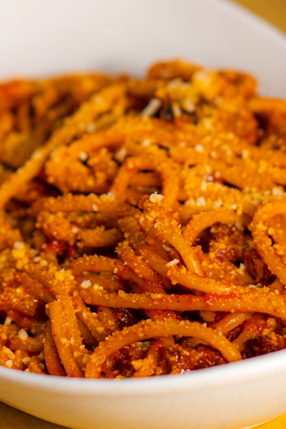 Spaghetti all'amatriciana al primo piano